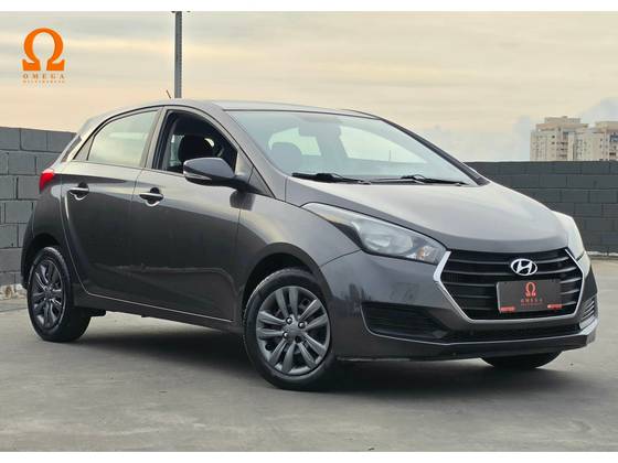 HYUNDAI HB20 1.0 COMFORT PLUS 12V TURBO FLEX 4P MANUAL HYUNDAI HB20 1.0 COMFORT PLUS 12V TURBO FLEX 4P MANUAL